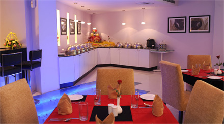 A Hotel Jalandhar Restaurant